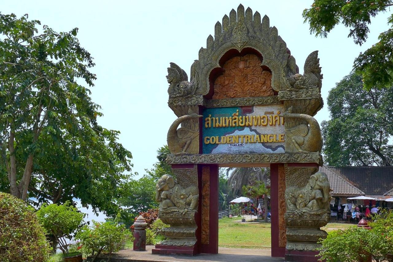 OYO 359 Golden Nakara Place Chiang Saen Exteriör bild