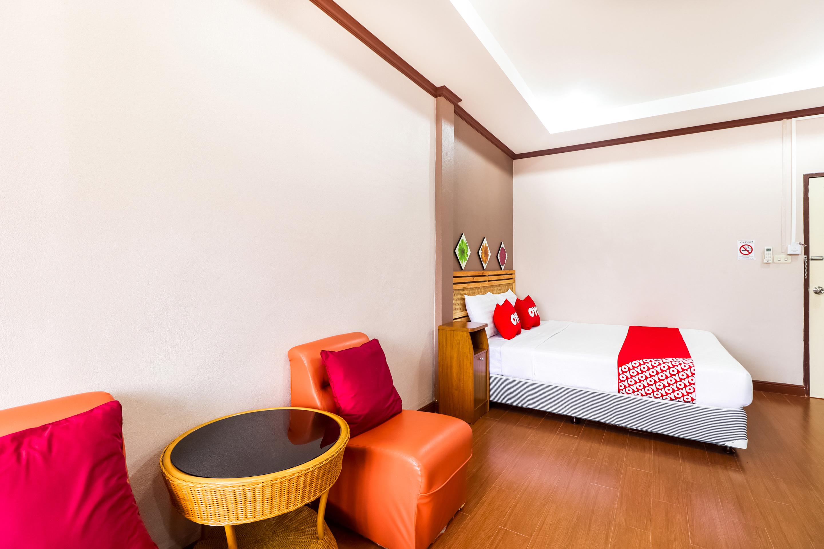 OYO 359 Golden Nakara Place Chiang Saen Exteriör bild